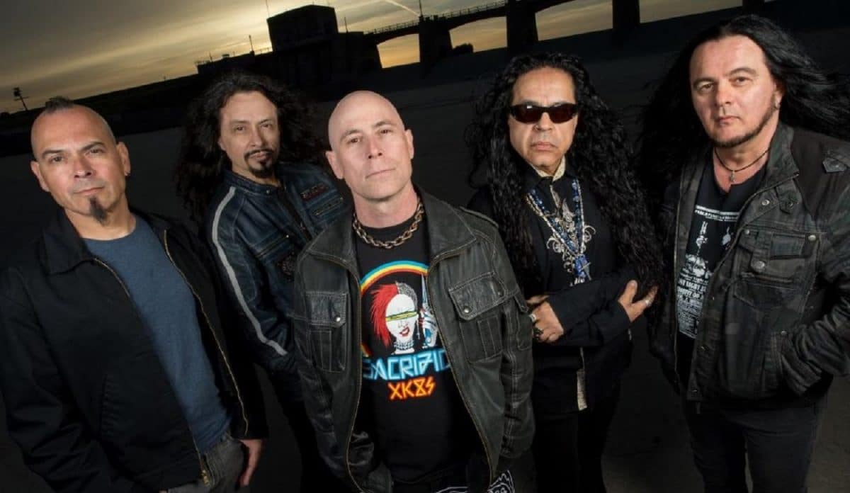 “On y croit vraiment” : John Bush évoque la puissance des nouveaux titres d’Armored Saint, le mixage de Jay Ruston et une sortie échelonnée sur 2026