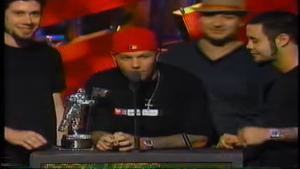 La fois où Tim Commerford de Rage Against The Machine a protesté contre la victoire de Limp Bizkit aux MTV Video Music Awards