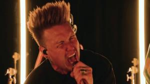 Regardez Papa Roach jouer Blood Brothers dans le cadre de Infest In-Studio