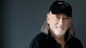 Roger Glover de Deep Purple dit que Ritchie Blackmore “aime mettre les gens mal à l’aise”