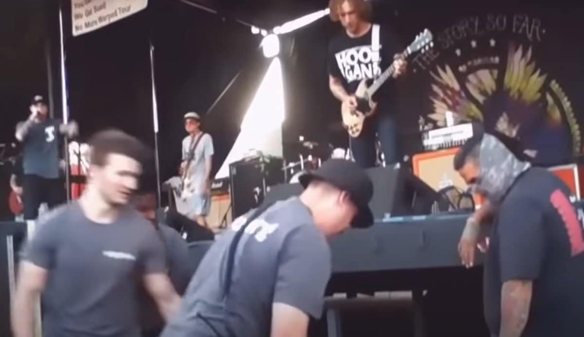 Quand des musiciens se battent contre des membres de la sécurité
