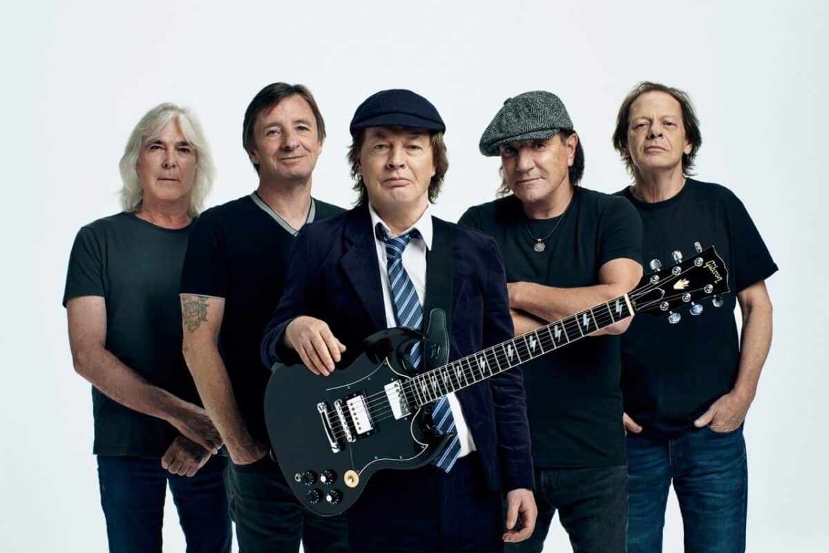 AC/DC annonce les détails de Power Up & sort le single Shot In The Dark
