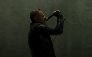 Architects sort un single surprise, Animals !