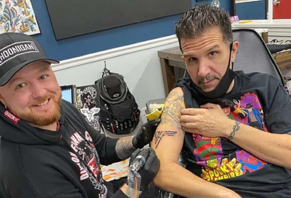 Charlie Benante de Anthrax s&rsquo;est fait tatouer en l&rsquo;honneur d&rsquo;Eddie Van Halen