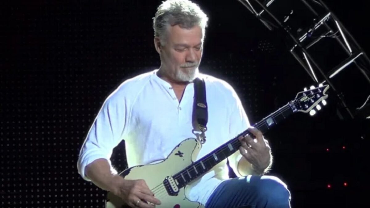 « Sans Eddie, je ne serais pas » : Alex Van Halen parle de leur lien unique dans un extrait de Brothers