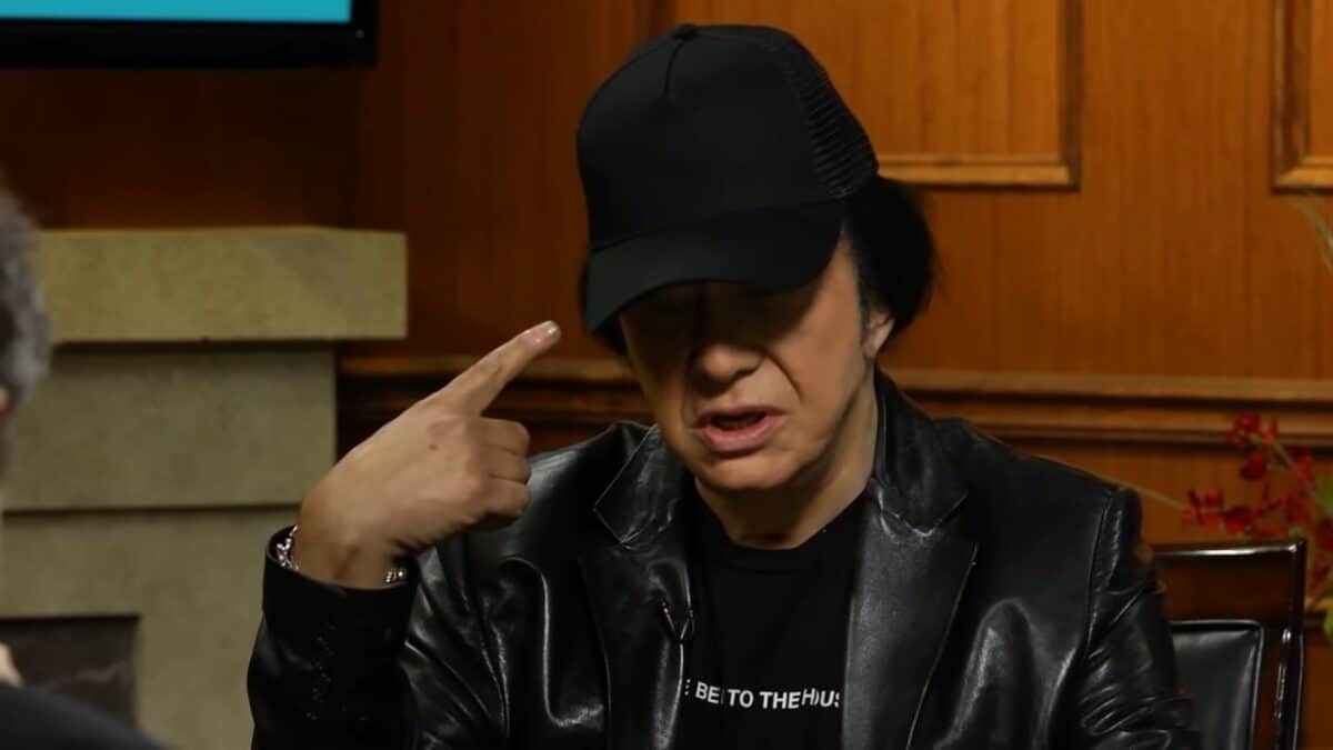 Gene Simmons de Kiss dit que Poutine a « clairement déraillé », et prédit que la Russie ne gagnera pas la guerre avec l&rsquo;Ukraine