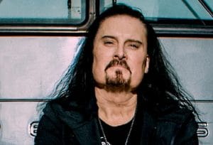 James LaBrie, le chanteur de Dream Theater, révèle que The Alien a été inspirée par Elon Musk : “Cette chanson a un côté très spatial”