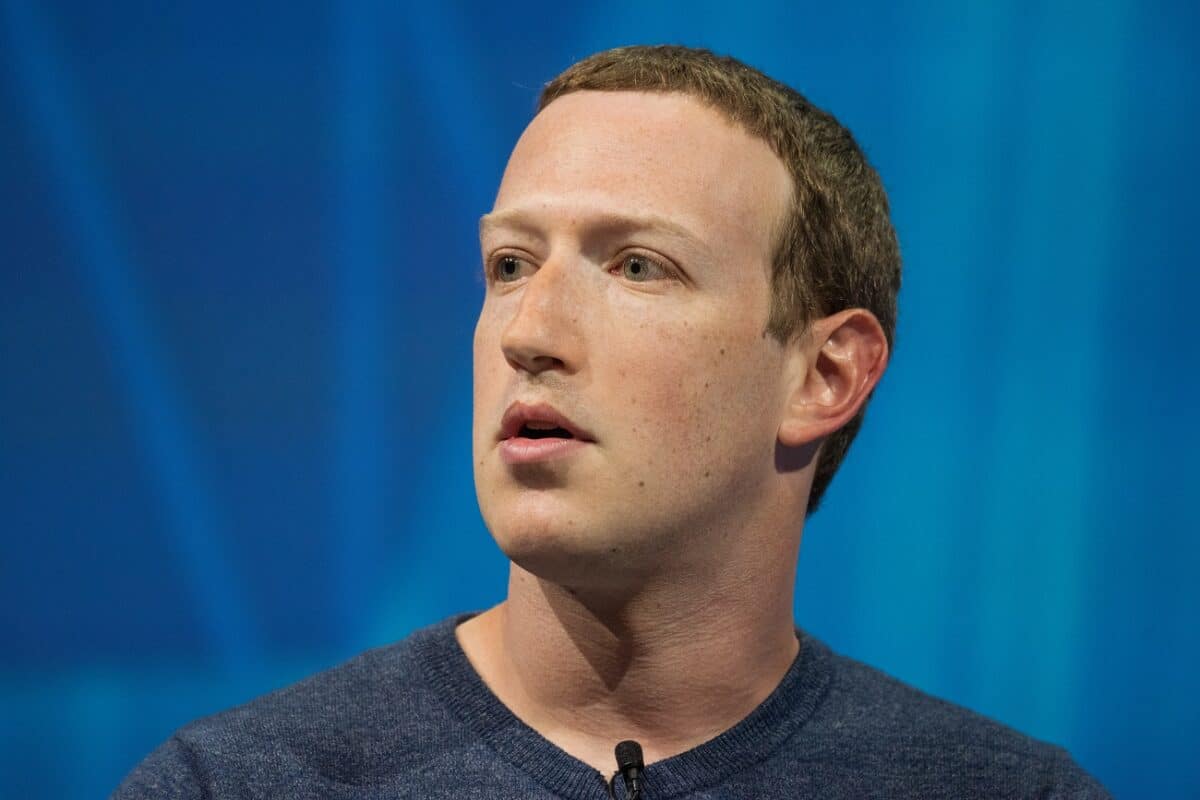 Roger Waters attaque Mark Zuckerberg (qui veut faire la promotion d&rsquo;Instagram et Facebook avec une chanson de Pink Floyd)