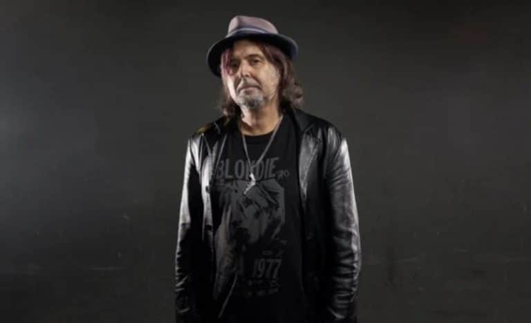 Phil Campbell de Motörhead est sobre depuis trois ans : “Il m’a fallu 10 ans pour y arriver”