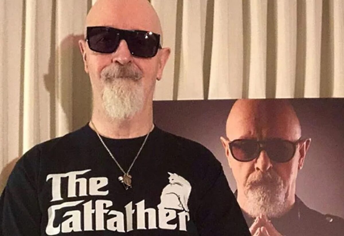 Pourquoi tant de fans de Heavy Metal aiment-ils les chats ? Rob Halford de Judas Priest répond