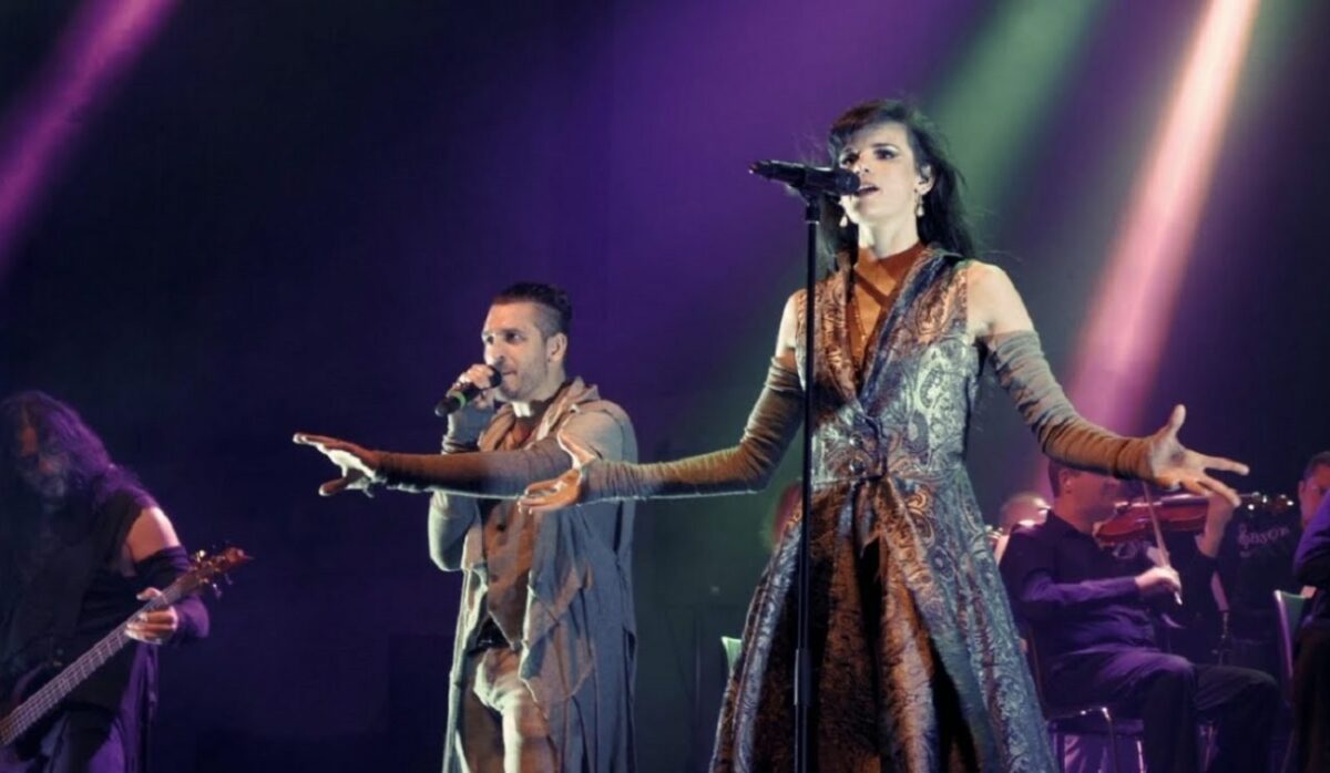 Visions Of Atlantis déploie son nouvel album live, A Symphonic Journey To Remember, avec énergie et élégance