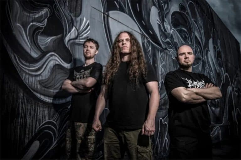 Hate Eternal sort la version instrumentale de son album Upon Desolate Sands