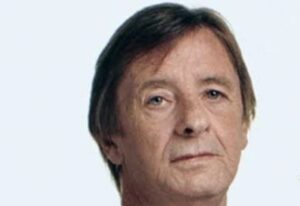 Phil Rudd (AC/DC) joue Back In Black avec un orchestre symphonique : la vidéo pro est en ligne !