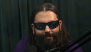 Stephen Carpenter de Deftones sur le contrecoup de ses déclarations complotistes : “Je n’ai jamais eu l’intention de contrarier qui que ce soit”