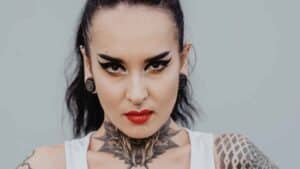 Tatiana Shmayluk de Jinjer n&rsquo;est pas fan des « reaction videos » : « Je n&rsquo;y crois pas, les gens le font juste pour avoir des vues, comme toujours »