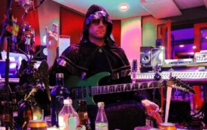 Wes Borland de Limp Bizkit sur Marilyn Manson : « Ce type est une mauvaise personne », « tout ce que ces filles ont dit est vrai »