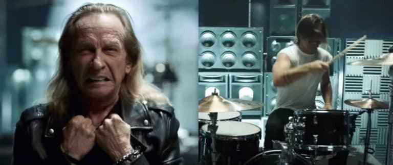 Enter Sandman de Metallica, réimaginé par Elise Trouw et Travis Barker de Blink-182