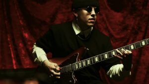 Regardez les guitaristes de Loathe jouer Broken Vision Rhythm !