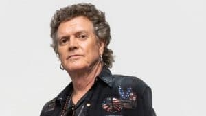 Rick Allen, de Def Leppard, élu “Meilleur batteur de Rock au monde”