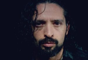 Ronnie Romero, chanteur de Rainbow : « J&rsquo;en ai vraiment marre de ce milieu musical sale »