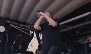 Regardez Wage War jouer Low au Vans Warped Tour 2019 !