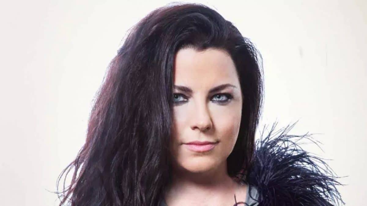 Amy Lee d’Evanescence à propos de Bring Me To Life : “C’est bien plus grand que moi”