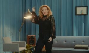 Anneke Van Giersbergen sort un nouveau single, Hurricane