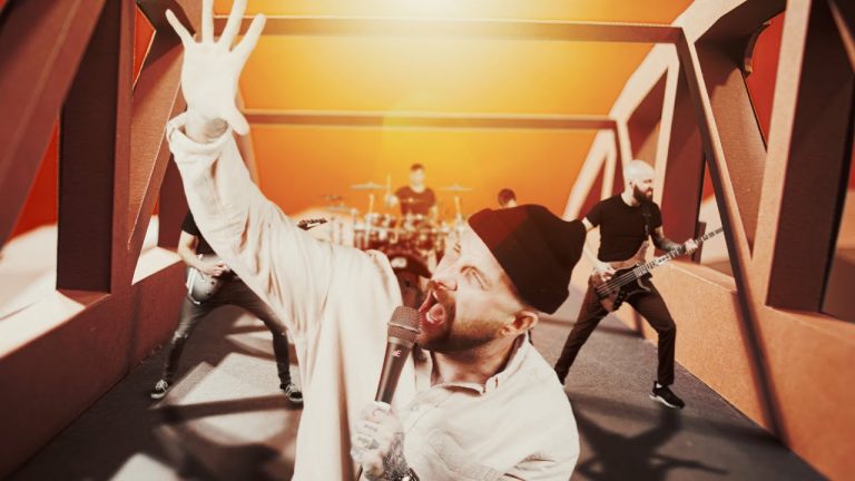 August Burns Red sort un nouveau single, Standing In The Storm !