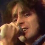 AC/DC : Bon Scott chante presque tout le refrain de Highway To Hell sur une seule note, mais chaque détail est calculé