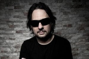 Dave Lombardo a remplacé Lars Ulrich de Metallica au Download Festival 2004 : « C&rsquo;était un moment historique »