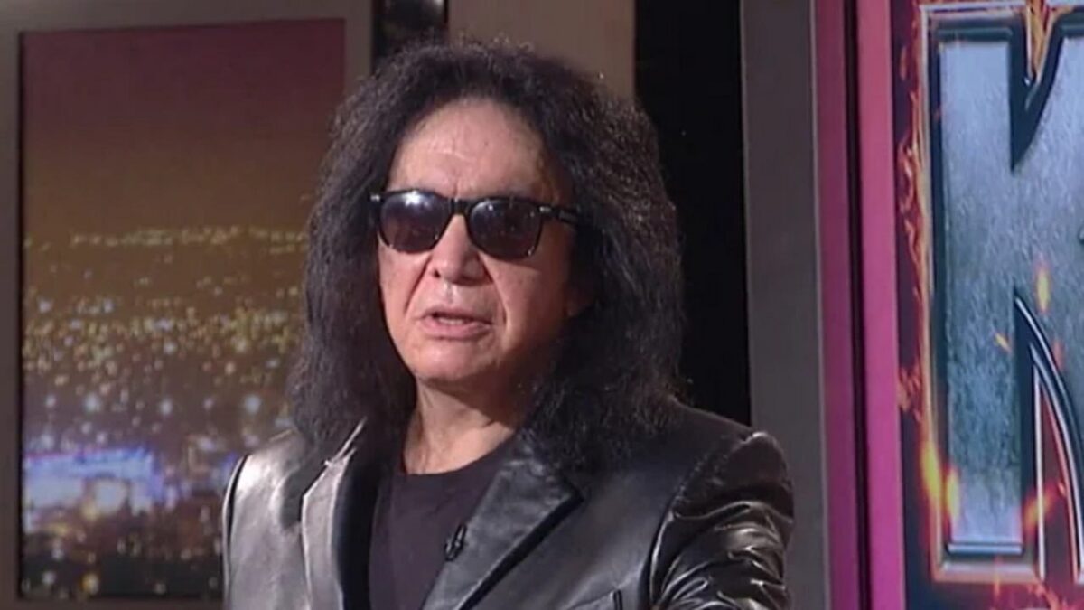 Gene Simmons de Kiss déclare une fois de plus que « le Rock est mort » et fait l&rsquo;éloge des « fantastiques » Billie Eilish et Lady Gaga