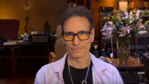 Steve Vai rend hommage à Alexi Laiho : « C&rsquo;était un guitariste extrêmement confiant et redoutablement efficace »