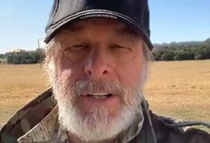 Le rocker Ted Nugent déclare que Joe Biden est “la pire personne possible pour représenter les États-Unis d’Amérique”