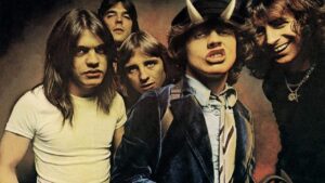 Angus Young de AC/DC : « J&rsquo;ai inventé Highway To Hell pendant une pause toilette »
