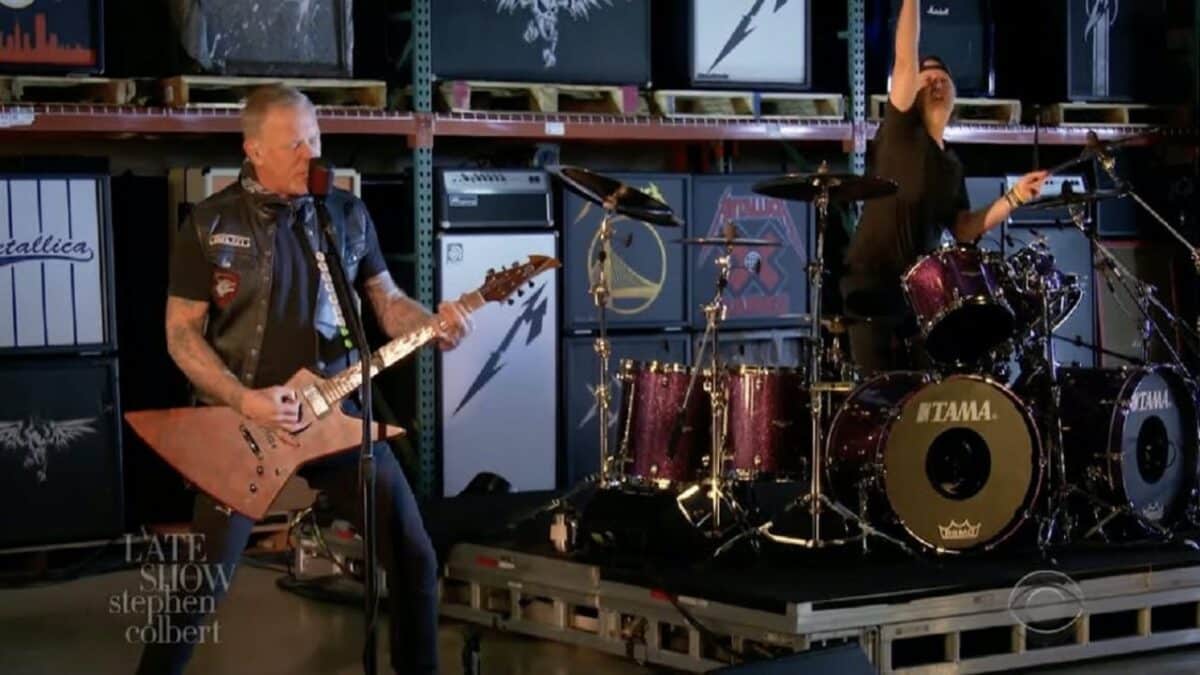 Regardez Metallica jouer Enter Sandman sur The Late Show with Stephen Colbert !