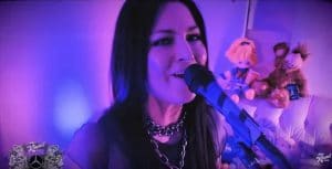 Regardez Evanescence jouer Wasted On You sur Jimmy Kimmel Live!