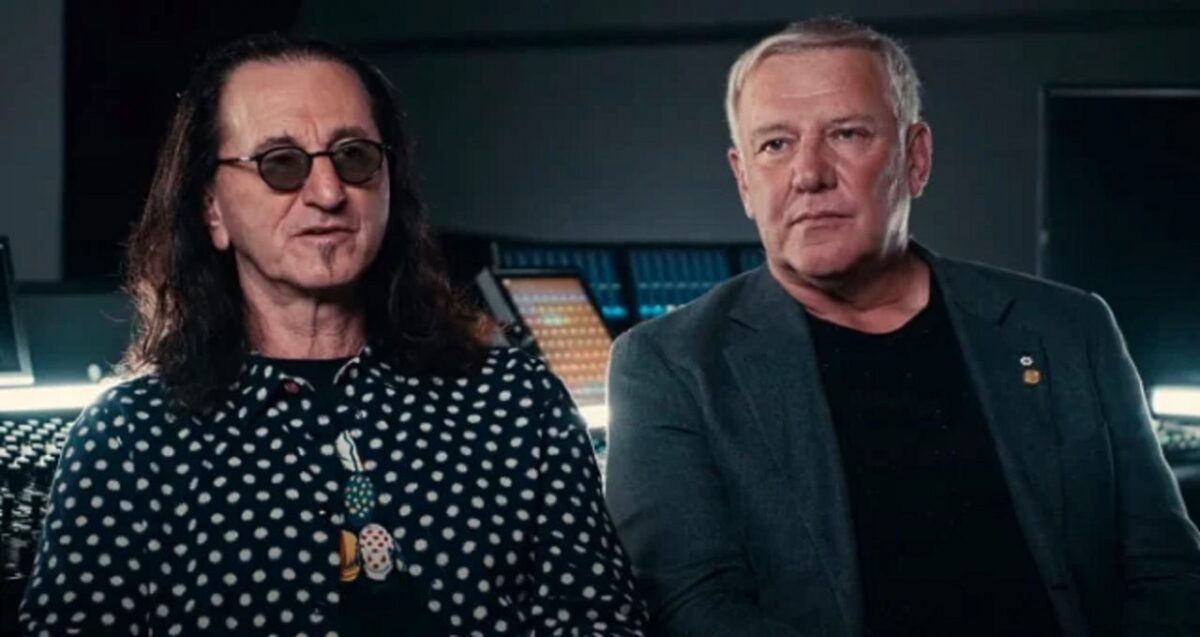 Geddy Lee et Alex Lifeson de Rush se retrouvent sur scène lors d&rsquo;un hommage à Gordon Lightfoot à Toronto