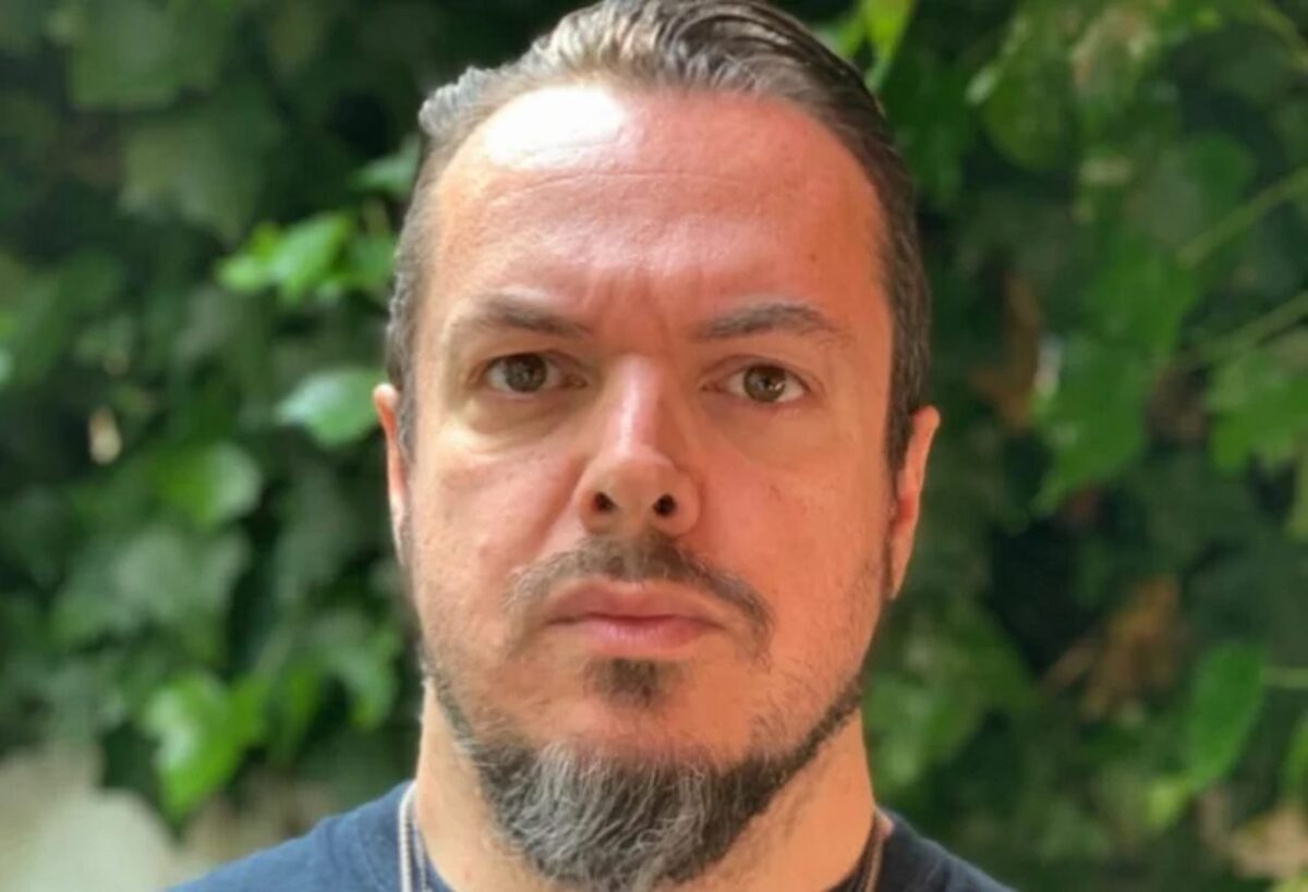 Igor Cavalera explique pourquoi Sepultura portait des t-shirts à croix gammée pendant les premières années du groupe