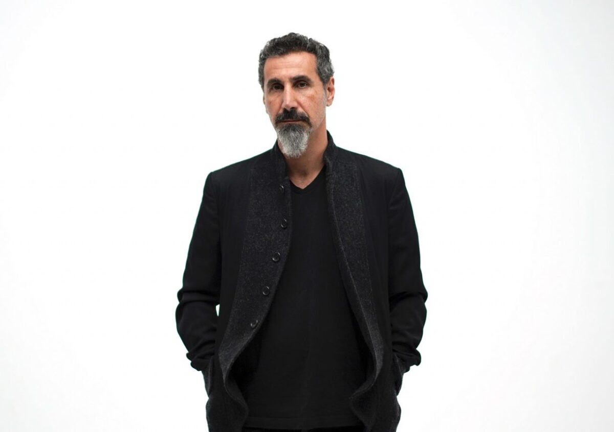 Serj Tankian sort un clip vidéo pour la chanson Elasticity & révèle les détails de son nouvel EP