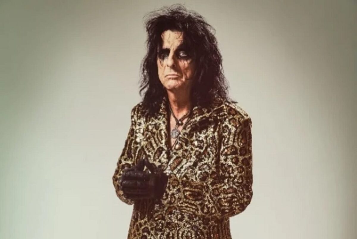 Alice Cooper ne croit pas que le Rock est mort, et dit qu&rsquo;il aimerait bien que Gene Simmons s&rsquo;occupe de ses impôts