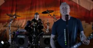 Metallica célèbre le 35e anniversaire de Master of Puppets en jouant Battery lors du Late Show With Stephen Colbert