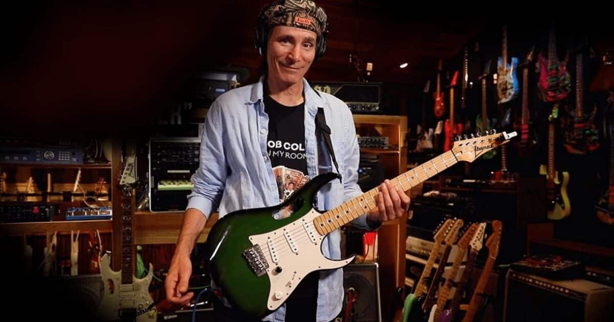 Steve Vai sur Queen : « Ce que Queen a fait ne peut pas et ne sera jamais reproduit »
