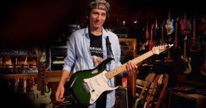 Steve Vai sur Queen : « Ce que Queen a fait ne peut pas et ne sera jamais reproduit »