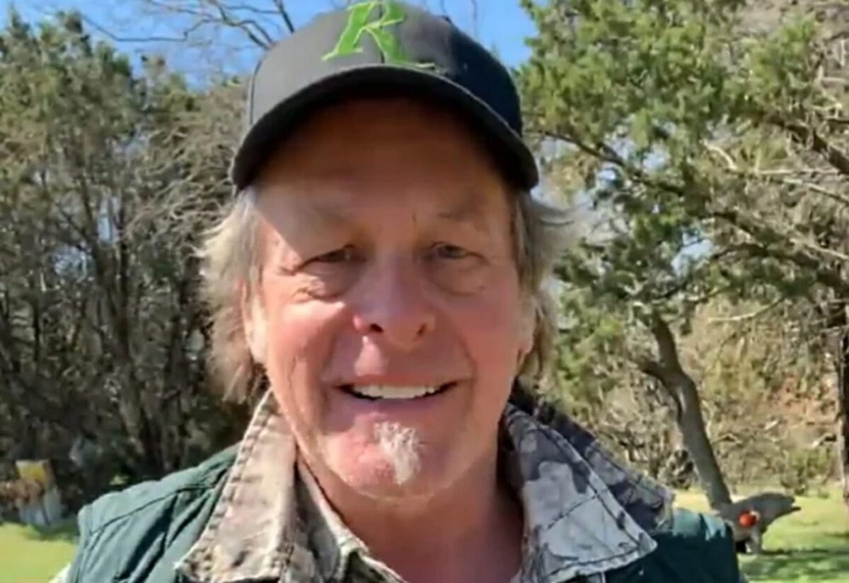 Ted Nugent nie les accusations de racisme à son encontre : « Je suis l&rsquo;antiraciste »