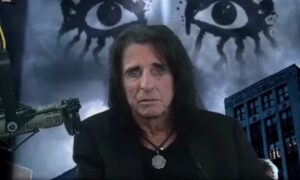 Alice Cooper dit avoir pris de la drogue pour la première fois avec Jimi Hendrix