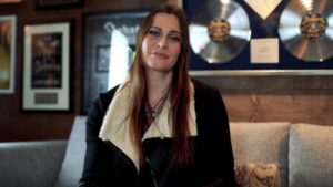 Que pense Floor Jansen de Nightwish de toutes les vidéos de réactions à Ghost Love Score ?