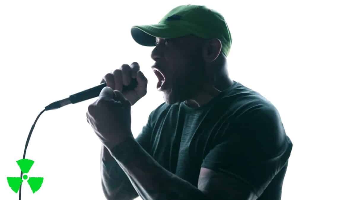 Light The Torch annonce son nouvel album, You Will Be The Death Of Me (détails & single)