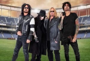 Nikki Sixx tient à ce que vous sachiez que Mötley Crüe est un groupe rebelle : « Nous sommes dans la phase de notre carrière où nous nous fichons de tout »