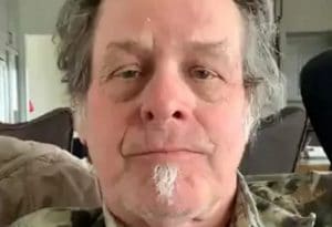 Ted Nugent clarifie son point de vue : “La pandémie est réelle, et les gens qui sont malades sont réels”
