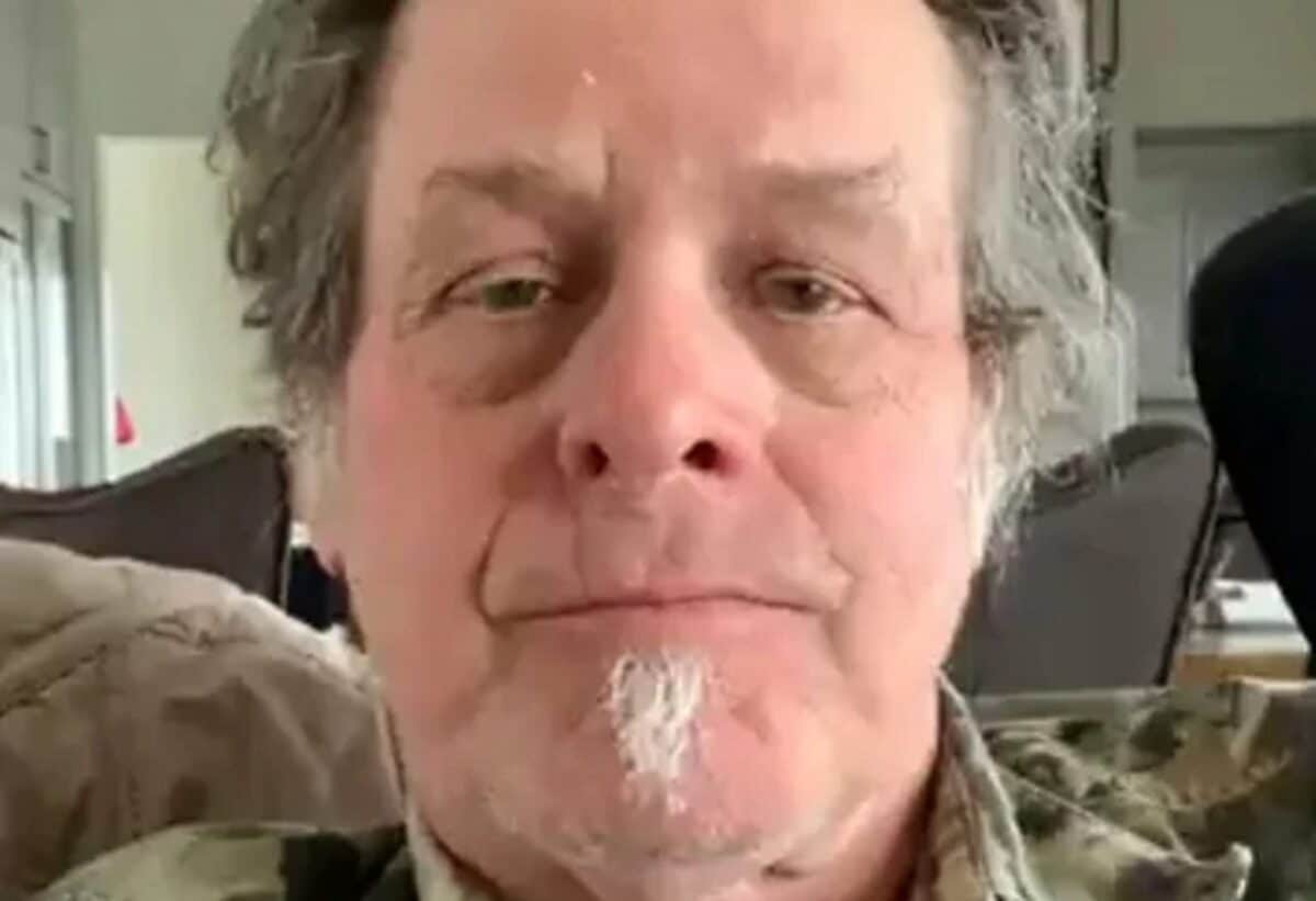 Ted Nugent clarifie son point de vue : « La pandémie est réelle, et les gens qui sont malades sont réels »
